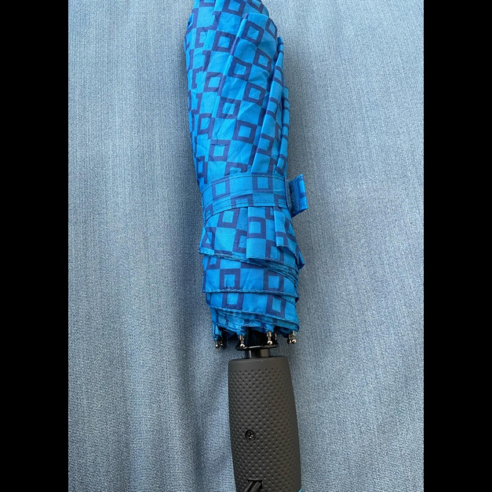 Foldable Umbrella - image 3